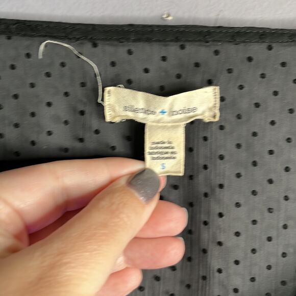 Silence + Noise Black Pin Dot Sheer Puff Sleeve Blouse Size Small - Picture 3 of 7